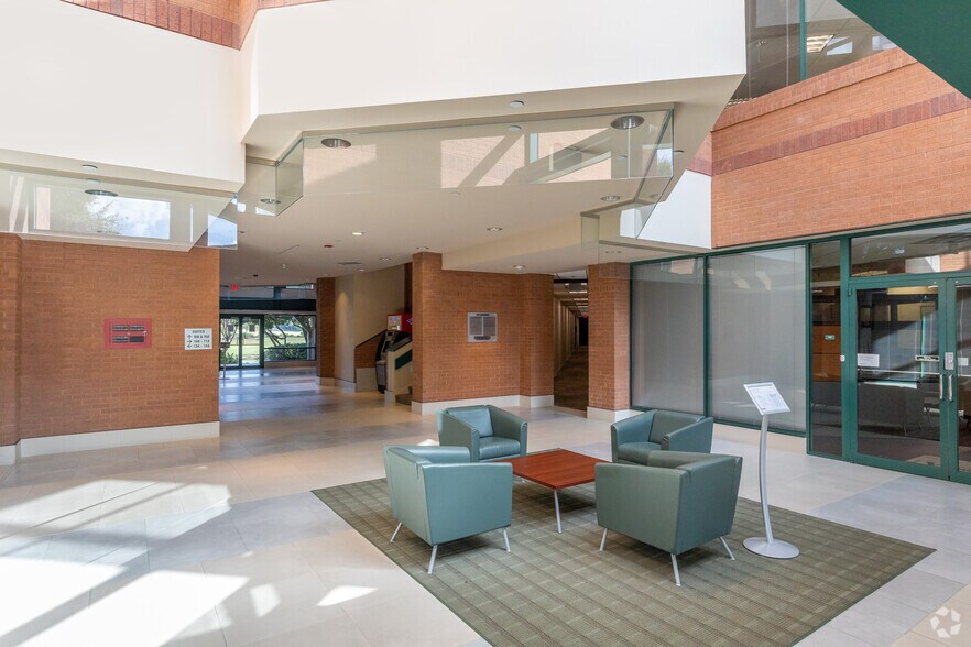 250 International Pky, Lake Mary, FL à louer - Photo intérieure - Image 2 de 2