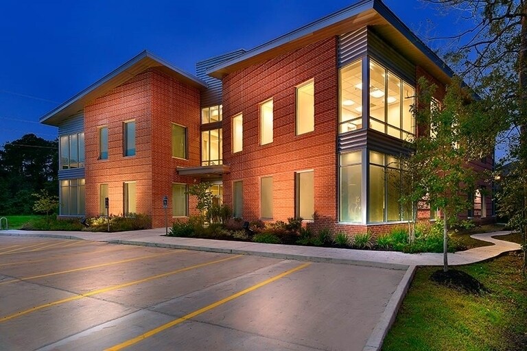 8350 Ashlane Way, The Woodlands, TX à louer - Photo du bâtiment - Image 2 de 21