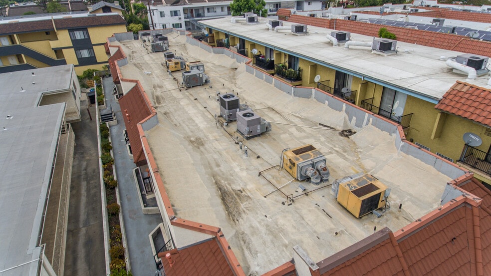 427 Lincoln Ave, Glendale, CA for sale - Building Photo - Image 3 of 11