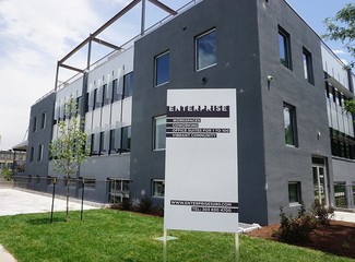 Plus de détails pour 3000 Lawrence St, Denver, CO - Cotravail à louer