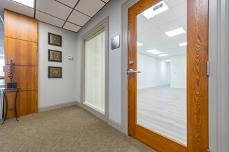 30426-30436 Euclid Ave, Wickliffe, OH for lease Interior Photo- Image 1 of 10