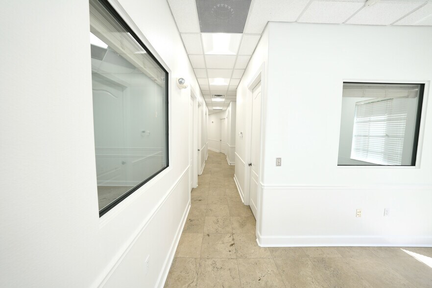 2009 Longwood Lake Mary Rd, Longwood, FL à louer - Photo intérieure - Image 2 de 16