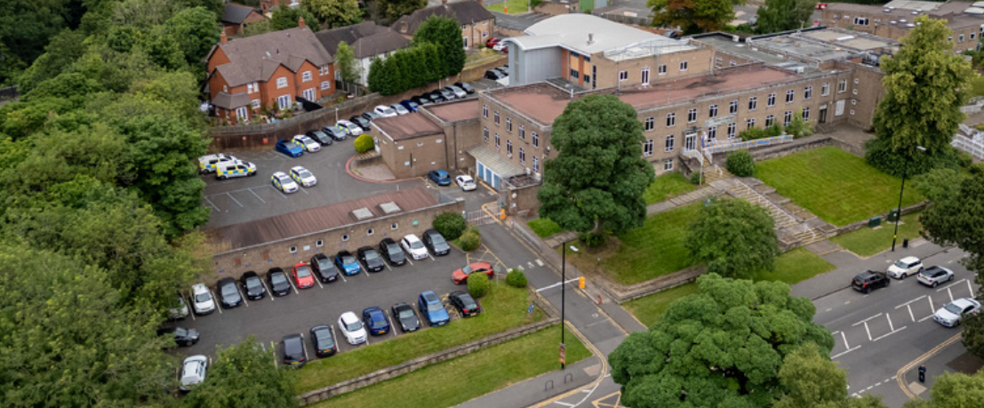 Lichfield Rd, Sutton Coldfield for sale - Primary Photo - Image 1 of 4