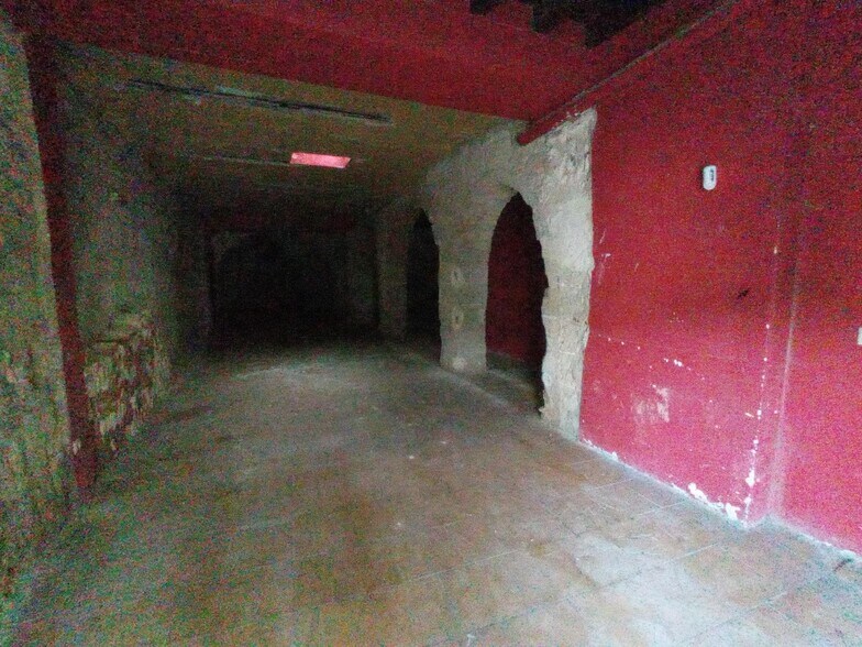 Retail in Jerez de la Frontera, Cádiz for sale - Interior Photo - Image 2 of 11