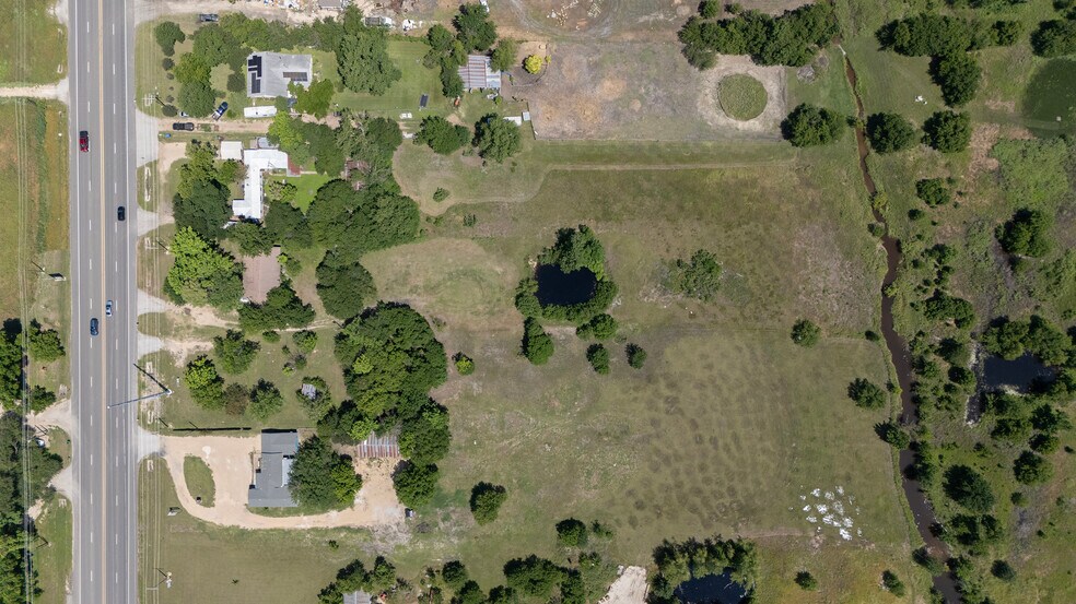 4302 N Main St, Taylor, TX à vendre - Photo du bâtiment - Image 2 de 32