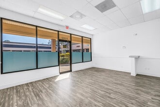 31918 US Highway 19 N, Palm Harbor, FL for lease Interior Photo- Image 2 of 8