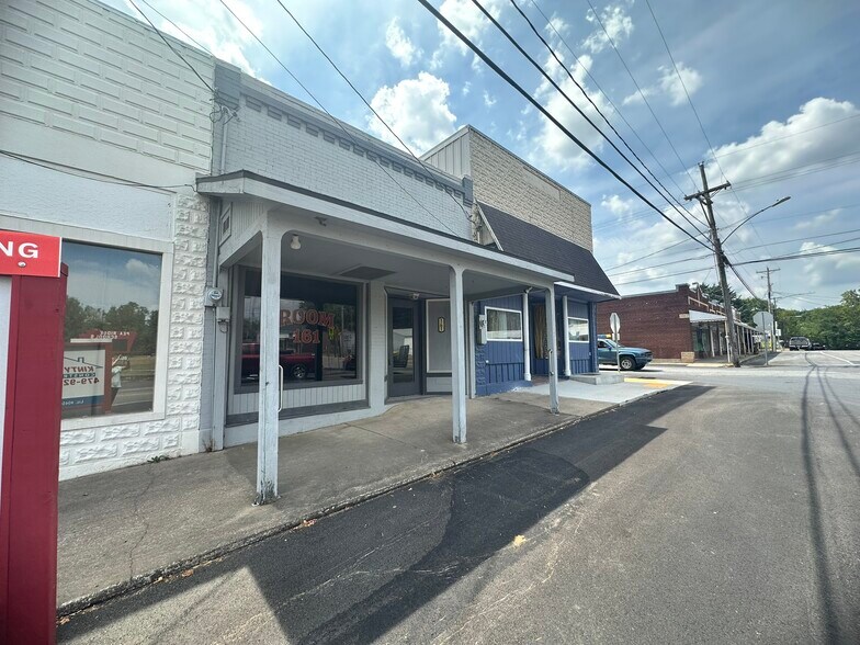 161 E Pickens Rd, Pea Ridge, AR à louer - Photo du bâtiment - Image 2 de 9