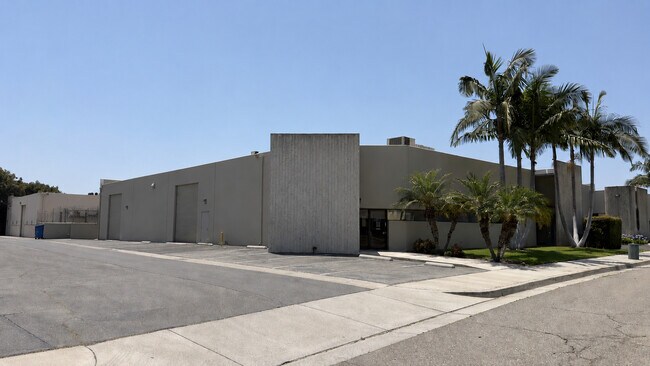 Plus de détails pour 1200 E Gene Autry Way, Anaheim, CA - Industriel à louer