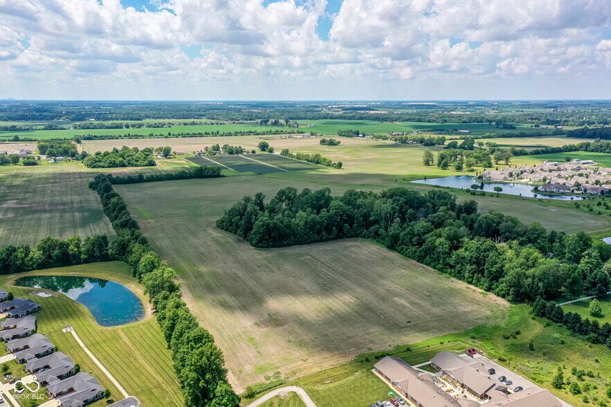 510 W McKenzie Rd, Greenfield, IN à vendre - Photo du bâtiment - Image 3 de 4