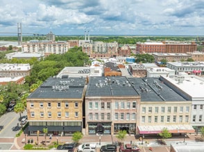 322 W Broughton St, Savannah, GA for lease Interior Photo- Image 2 of 19
