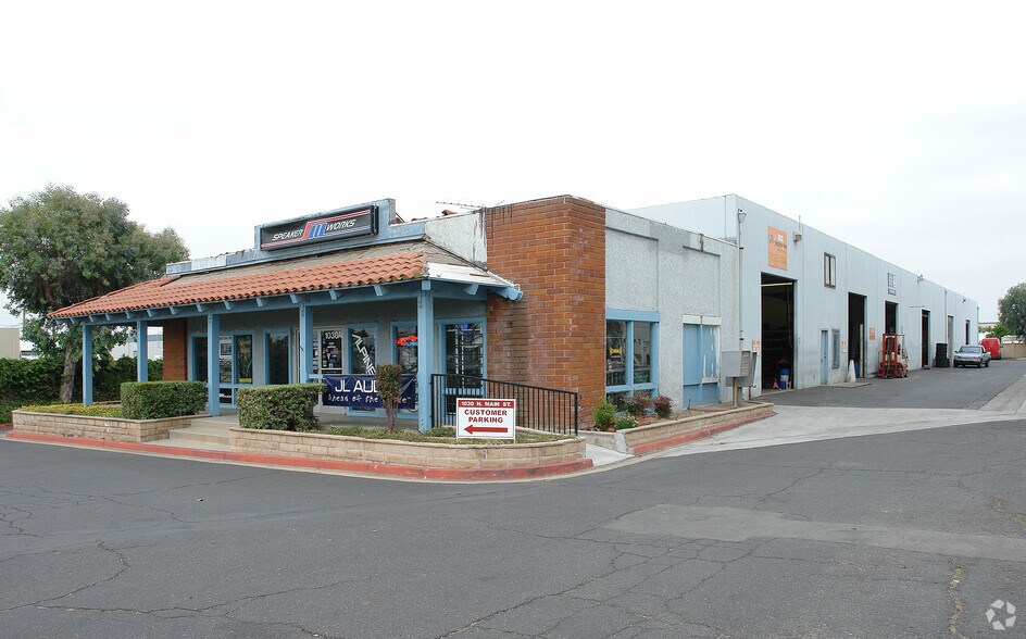 1030 N Main St, Orange, CA for lease - Primary Photo - Image 1 of 7