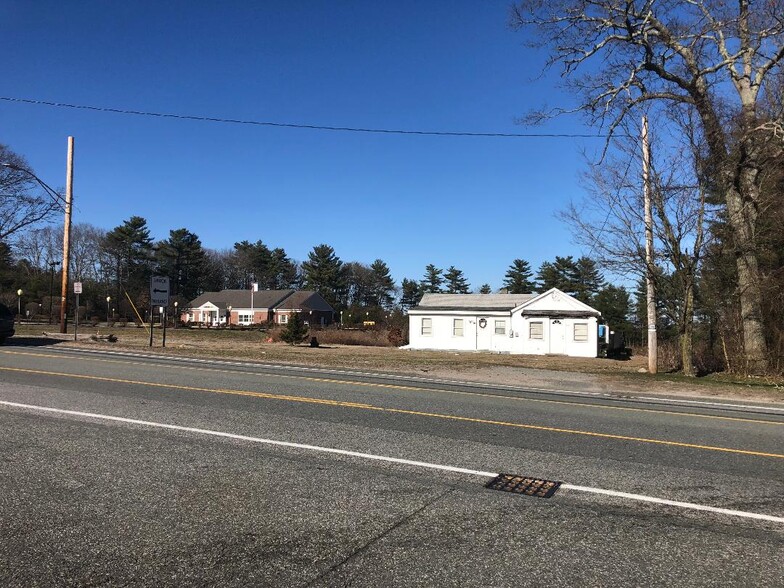 850 Victory Hwy, West Greenwich, RI for sale - Primary Photo - Image 1 of 1