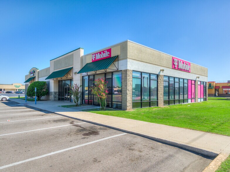 4571-4575 NW 23rd St, Oklahoma City, OK for sale - Primary Photo - Image 1 of 5