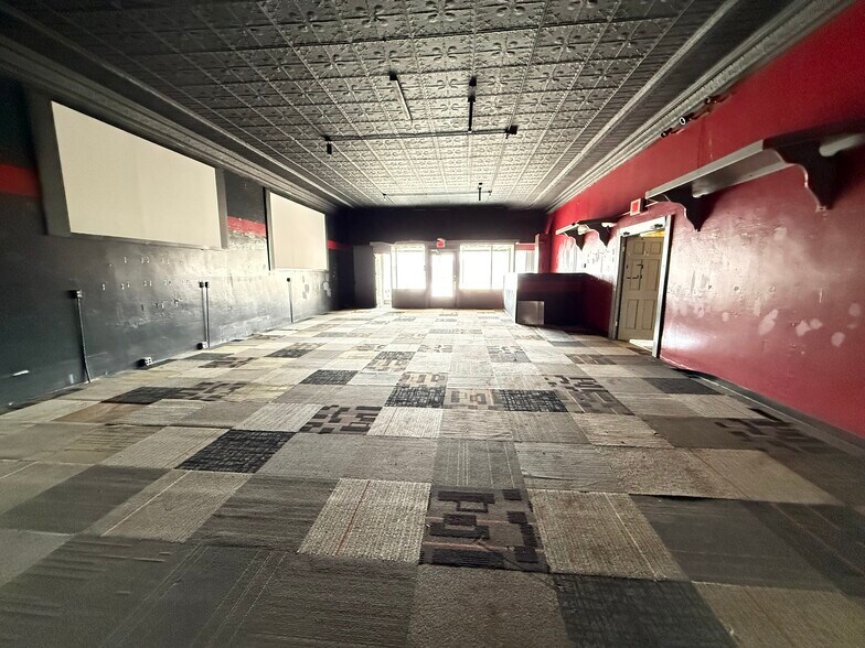 319 Main St, Towanda, KS à louer - Photo principale - Image 3 de 5