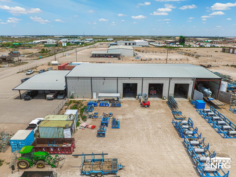 2512 N County Road 1287, Midland, TX à louer - Photo du bâtiment - Image 2 de 12