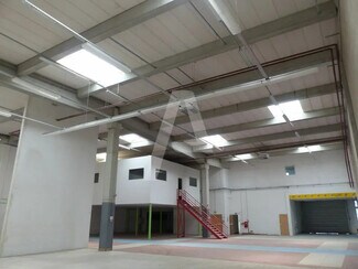 Plus de détails pour Local d'activités à louer