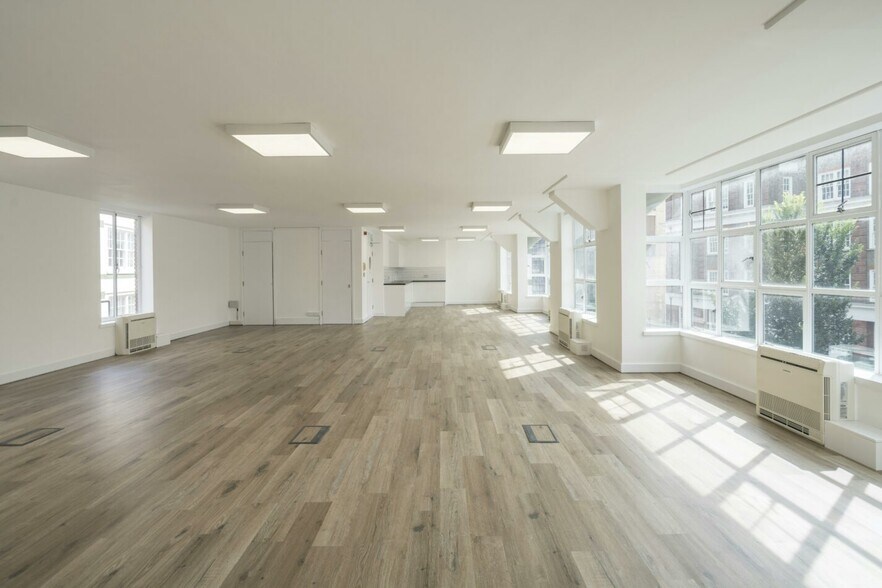 6-9 Kinghorn St, London for lease - Interior Photo - Image 3 of 8