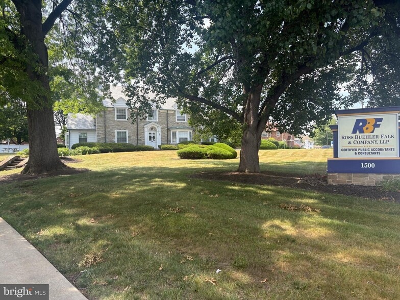 1500 Lititz Pike, Lancaster, PA for sale - Building Photo - Image 3 of 16