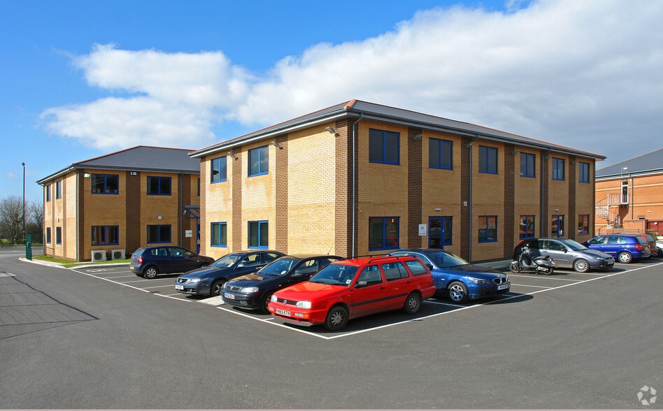 Kenn Rd, Kenn for lease - Building Photo - Image 3 of 5