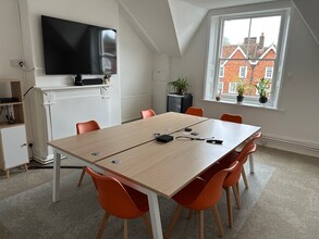 23-24 High St, Marlborough for lease Interior Photo- Image 1 of 3