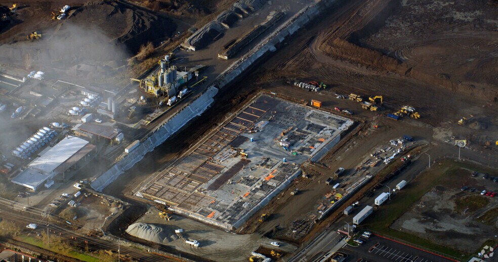 18712 SE 1st St, Vancouver, WA à vendre - Photo du bâtiment - Image 3 de 7