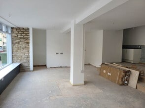37-39 Corn St, Witney for lease Interior Photo- Image 2 of 3