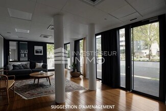 Plus de détails pour Commerce de détail à vendre