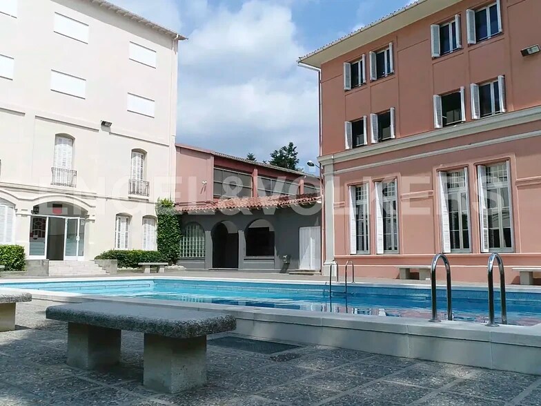 Spécialité dans Tona, Barcelona à vendre - Photo du bâtiment - Image 3 de 6