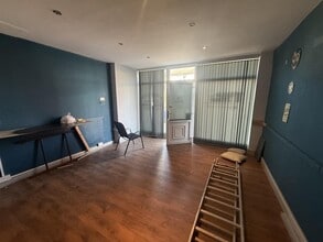 70 Seaview Rd, Wallasey for lease Interior Photo- Image 2 of 6