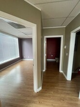 5339 Roosevelt Way NE, Seattle, WA à louer Photo intérieure- Image 2 de 9