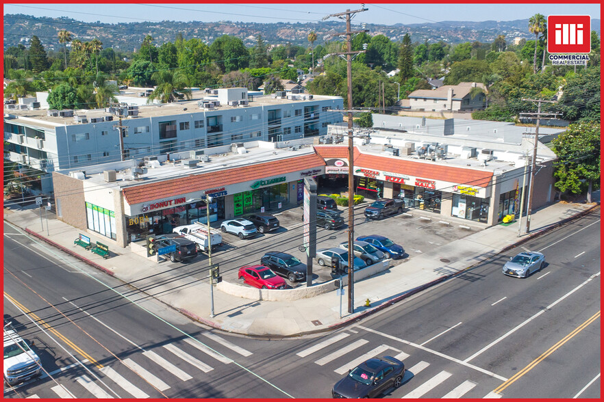 12910 Magnolia Blvd, Sherman Oaks, CA à louer - Photo du bâtiment - Image 1 de 6