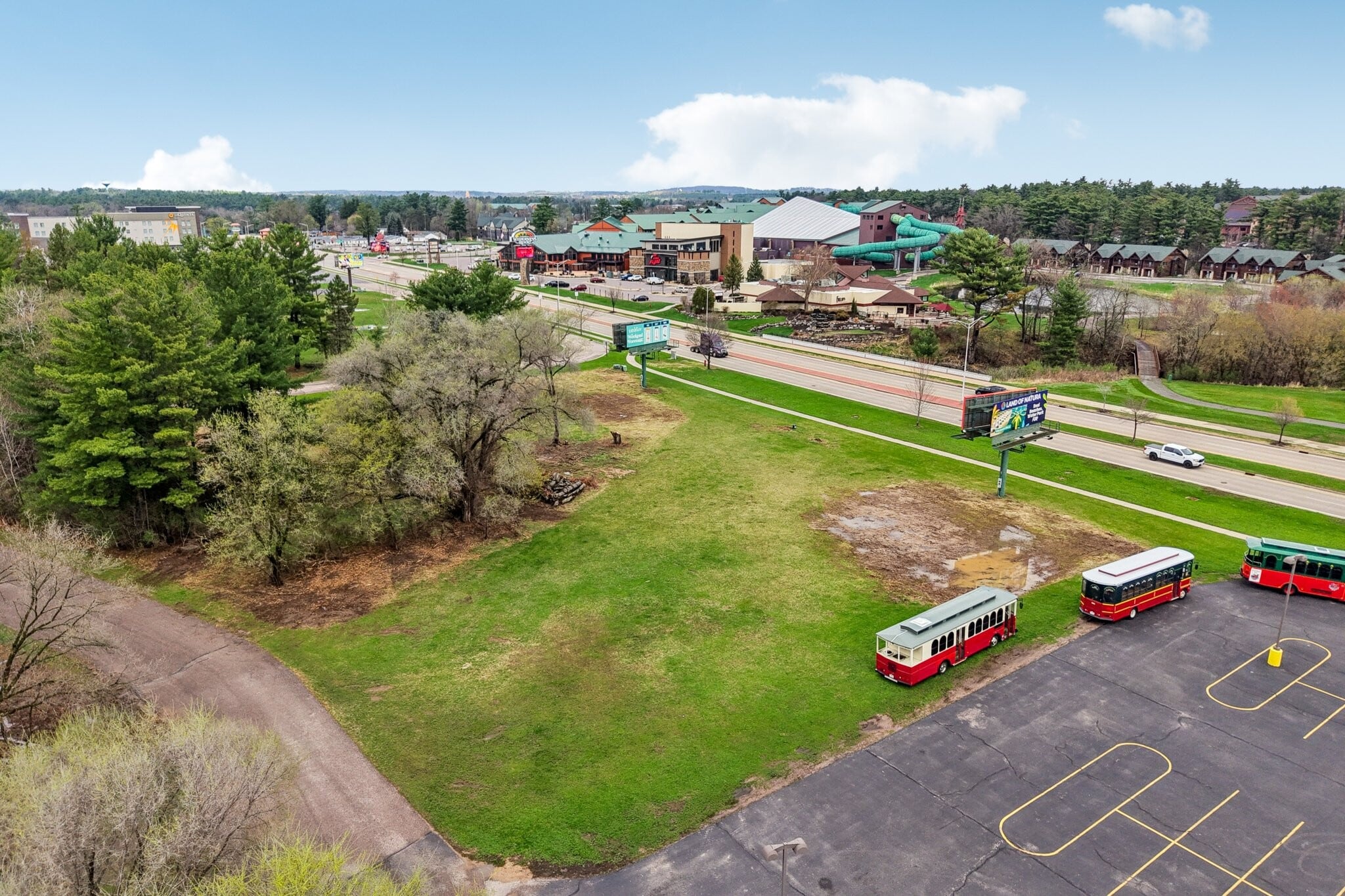 Highway 12, Lake Delton, WI for sale Primary Photo- Image 1 of 6