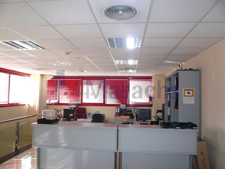 Industriel dans Aiguaviva, Gerona à vendre - Photo intérieure - Image 3 de 5