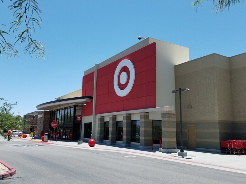 46660 Washington St, La Quinta, CA à louer - Photo du bâtiment - Image 1 de 14