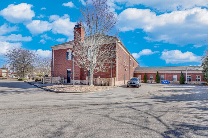 3461 Atlanta Hwy, Flowery Branch, GA à vendre - Photo du bâtiment - Image 3 de 16
