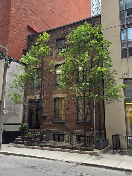 24 Mercer St, Toronto, ON à louer - Photo principale - Image 1 de 20