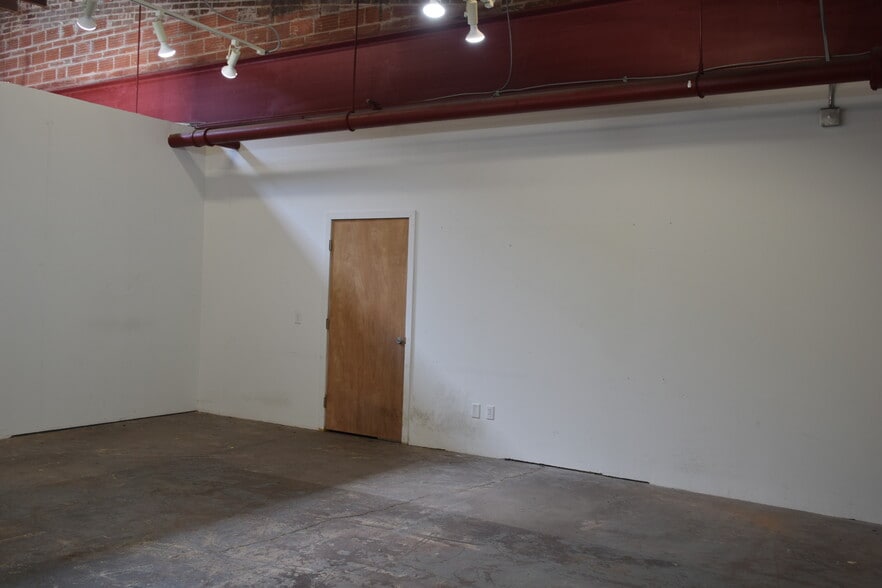 2315 Commerce St, Houston, TX à louer - Photo du bâtiment - Image 2 de 6