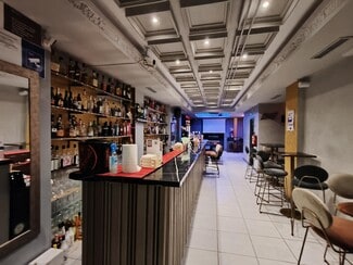 Plus de détails pour Commerce de détail à louer