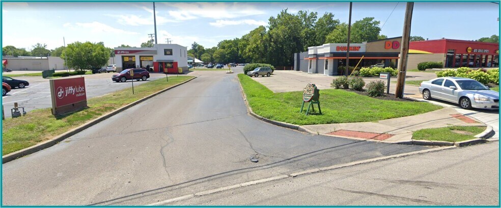 5 W Whipp Rd, Dayton, OH à louer - Photo du bâtiment - Image 2 de 3