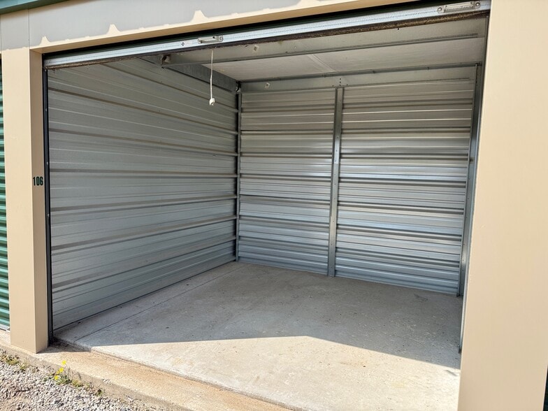 5450 W Shelby Rd, Shelby, MI à vendre - Photo intérieure - Image 3 de 36