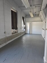 208 S Pulaski St, Baltimore, MD for lease Interior Photo- Image 2 of 7