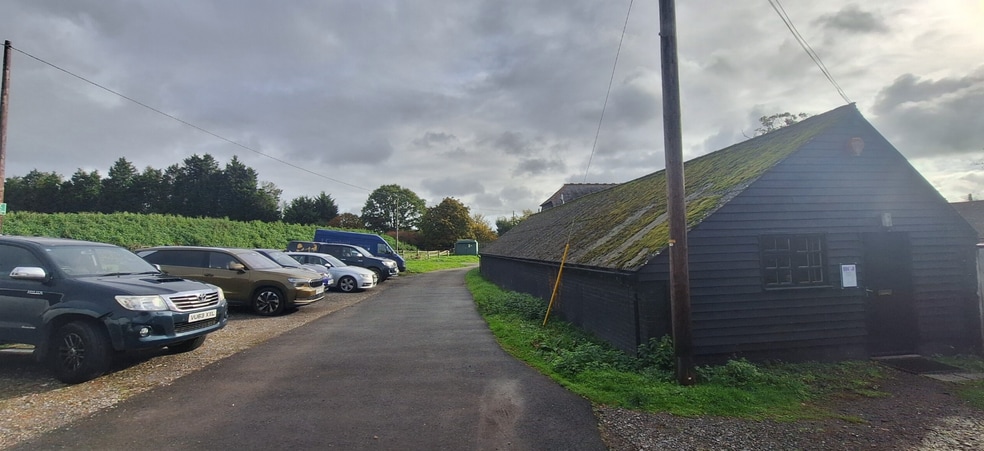 Castle Ln, West Grinstead for lease - Building Photo - Image 2 of 3