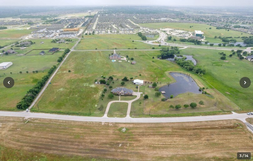 5363 Hackberry Cir, Celina, TX à vendre - Photo du bâtiment - Image 3 de 14