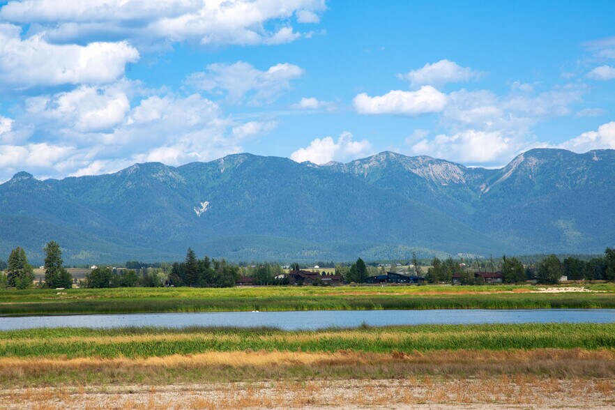 2879 Lower Valley Rd, Kalispell, MT à vendre - Aérien - Image 2 de 14