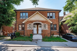 Plus de détails pour 527A Kingston Rd, Toronto, ON - Multi-résidentiel à vendre