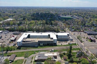 1014 Michigan St NE, Grand Rapids, MI - Aérien  Vue de la carte - Image1