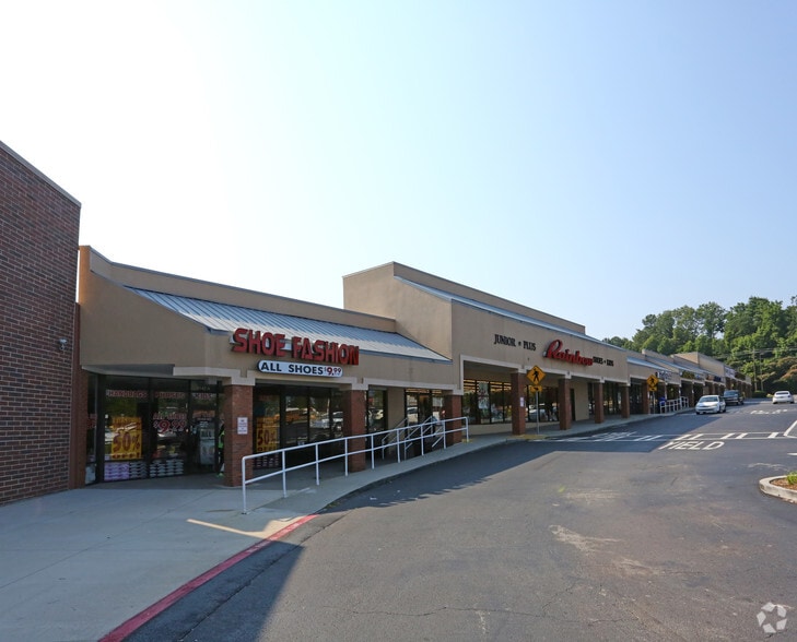 6116-6154 Covington Hwy, Lithonia, GA for lease - Primary Photo - Image 3 of 10