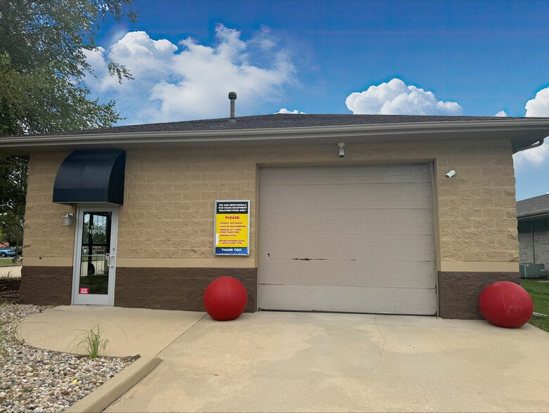 12 Junction Dr W, Glen Carbon, IL for sale - Building Photo - Image 2 of 11