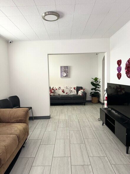 525 Villa Maria Blvd, Brownsville, TX à vendre - Photo du bâtiment - Image 2 de 9