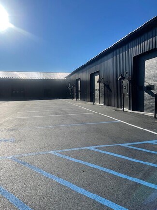 Plus de détails pour 25 Industrial Tract, Hudson, NY - Industriel à louer